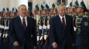 Хабарларга кўра, томонлар Қозоғистон раҳбарининг сафари якунида ўзаро стратегик ҳамкорликка оид битимни ҳам имзолашмоқчи